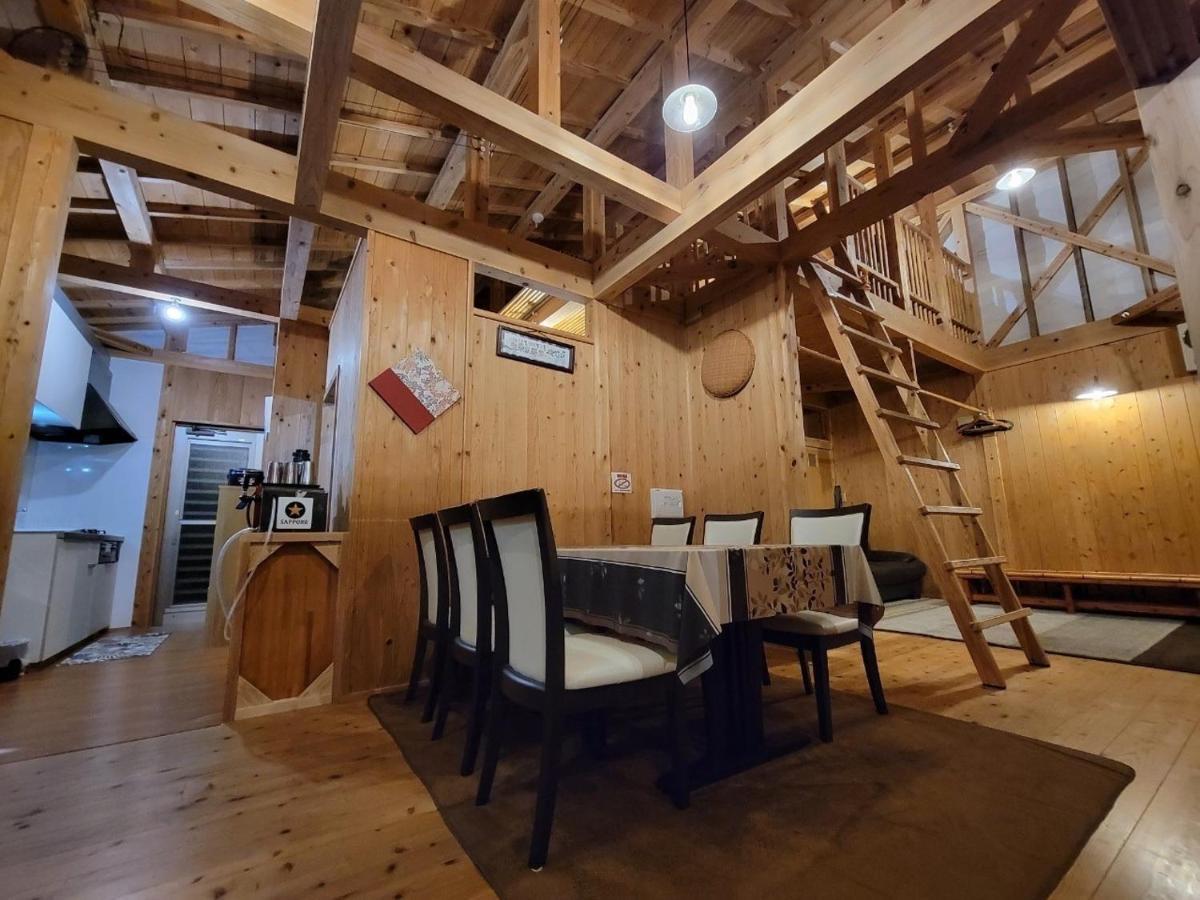 Pension Snadun Ginoza Экстерьер фото