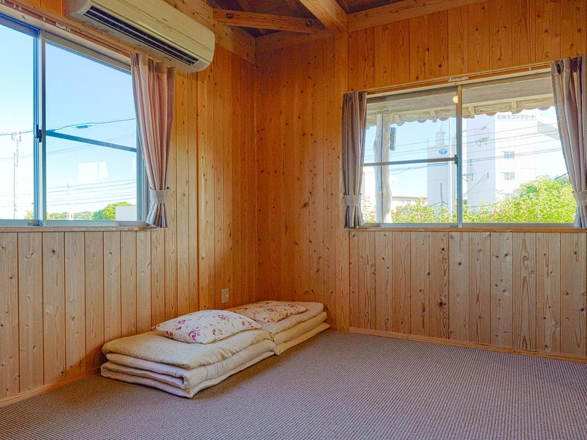 Pension Snadun Ginoza Экстерьер фото
